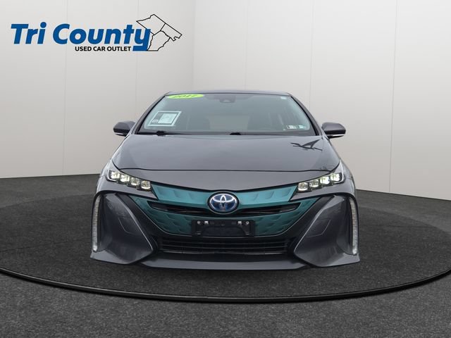 Certified 2017 Toyota Prius Prime Premium FWD image 2