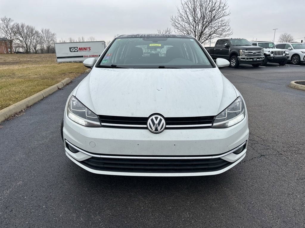 Used 2018 Volkswagen Golf SE image 2