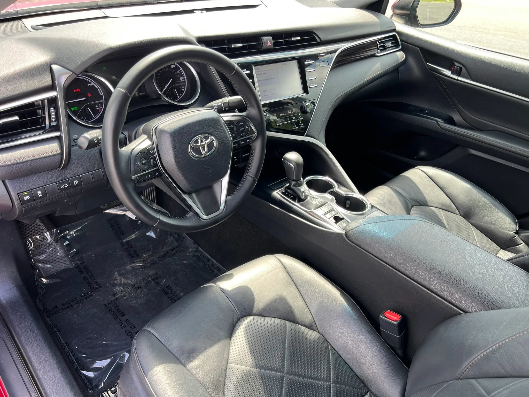 Used 2018 Toyota Camry XLE FWD image 15