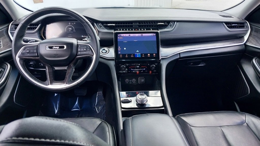 Used 2022 Jeep Grand Cherokee L Limited image 14