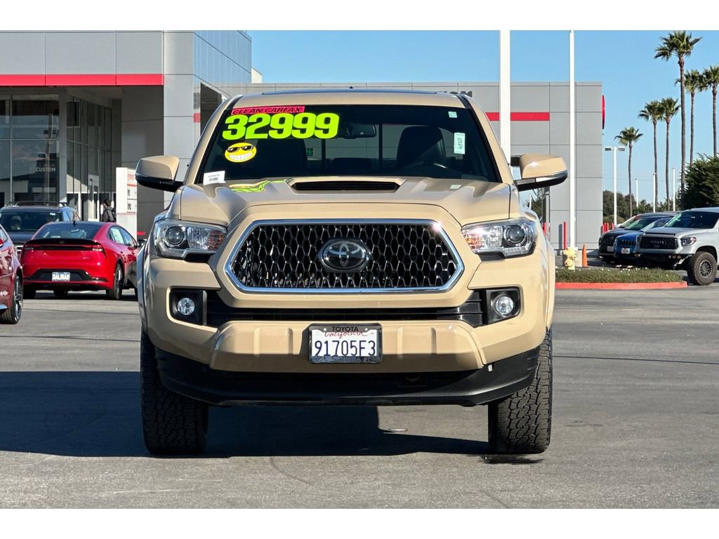 Used 2018 Toyota Tacoma TRD Sport w/ TRD Premium Sport Package image 9
