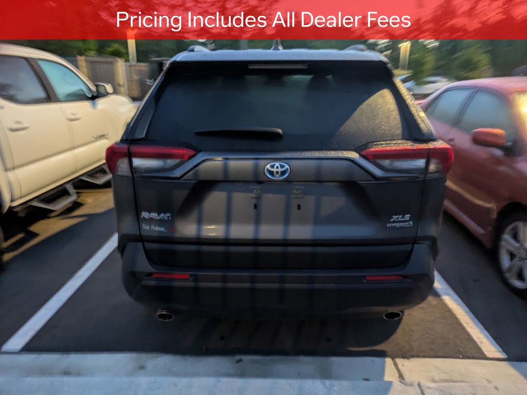 Used 2024 Toyota RAV4 XLE Premium AWD/4WD image 6