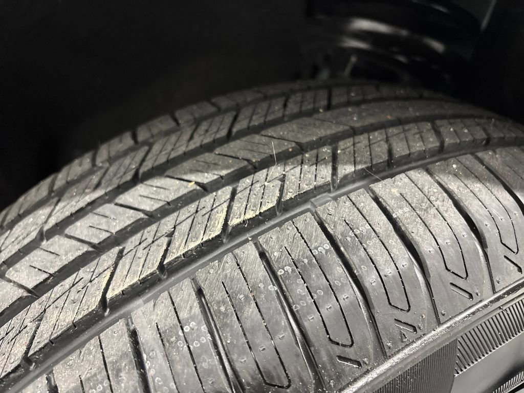 Used 2024 Chevrolet Blazer LT w/ Midnight/Sport Edition image 28