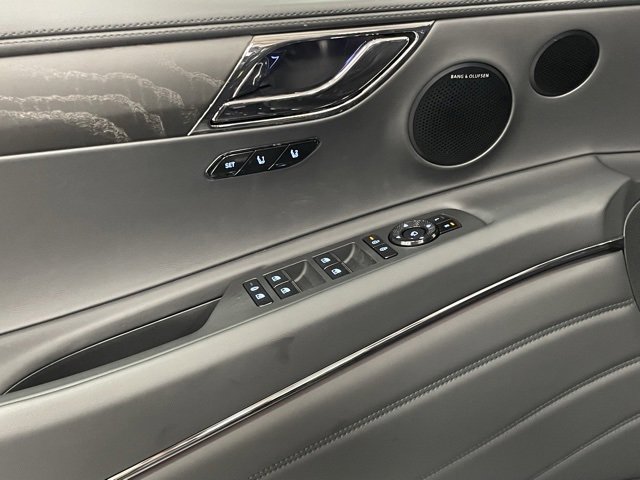 New 2026 Genesis GV80 3.5T e-SC image 12