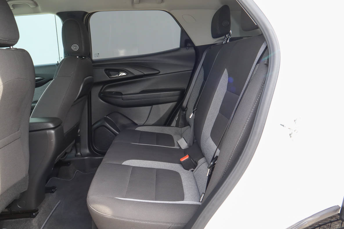 Used 2025 Chevrolet TrailBlazer LT FWD image 8