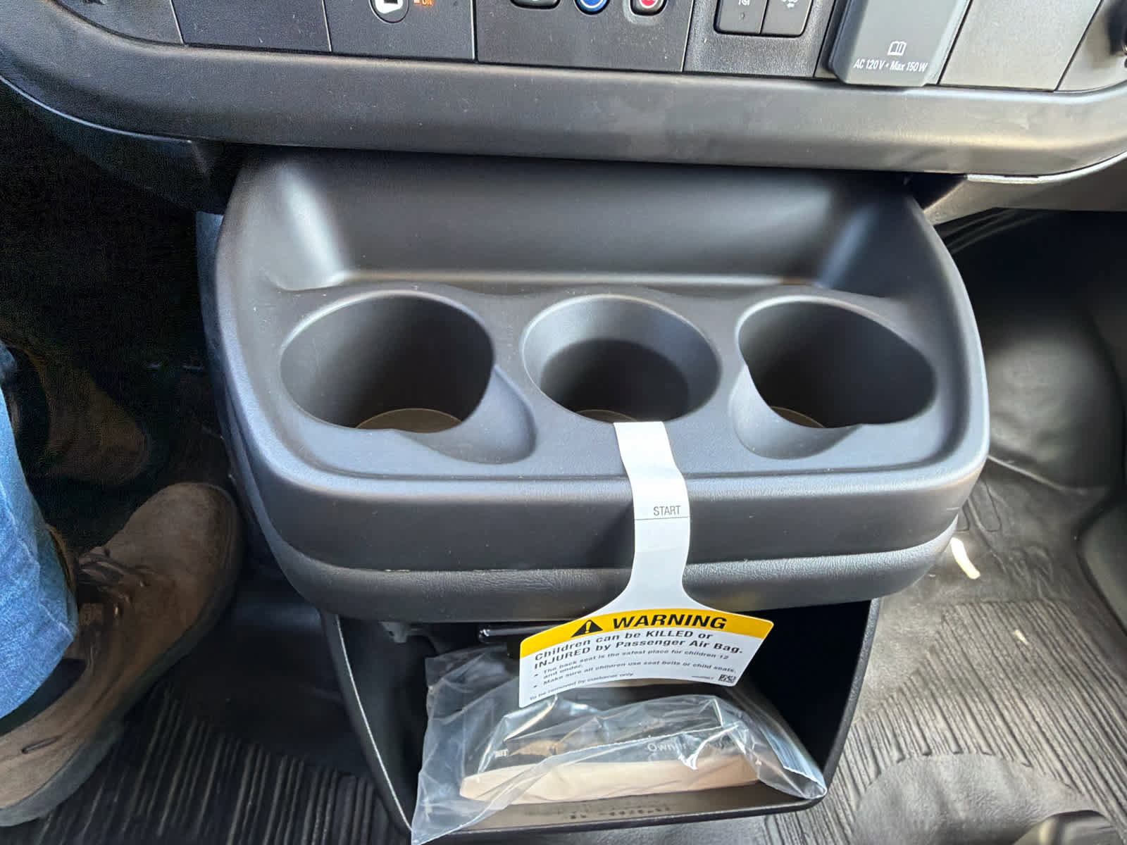 New 2025 GMC Savana 2500 w/ Driver Convenience Package image 36