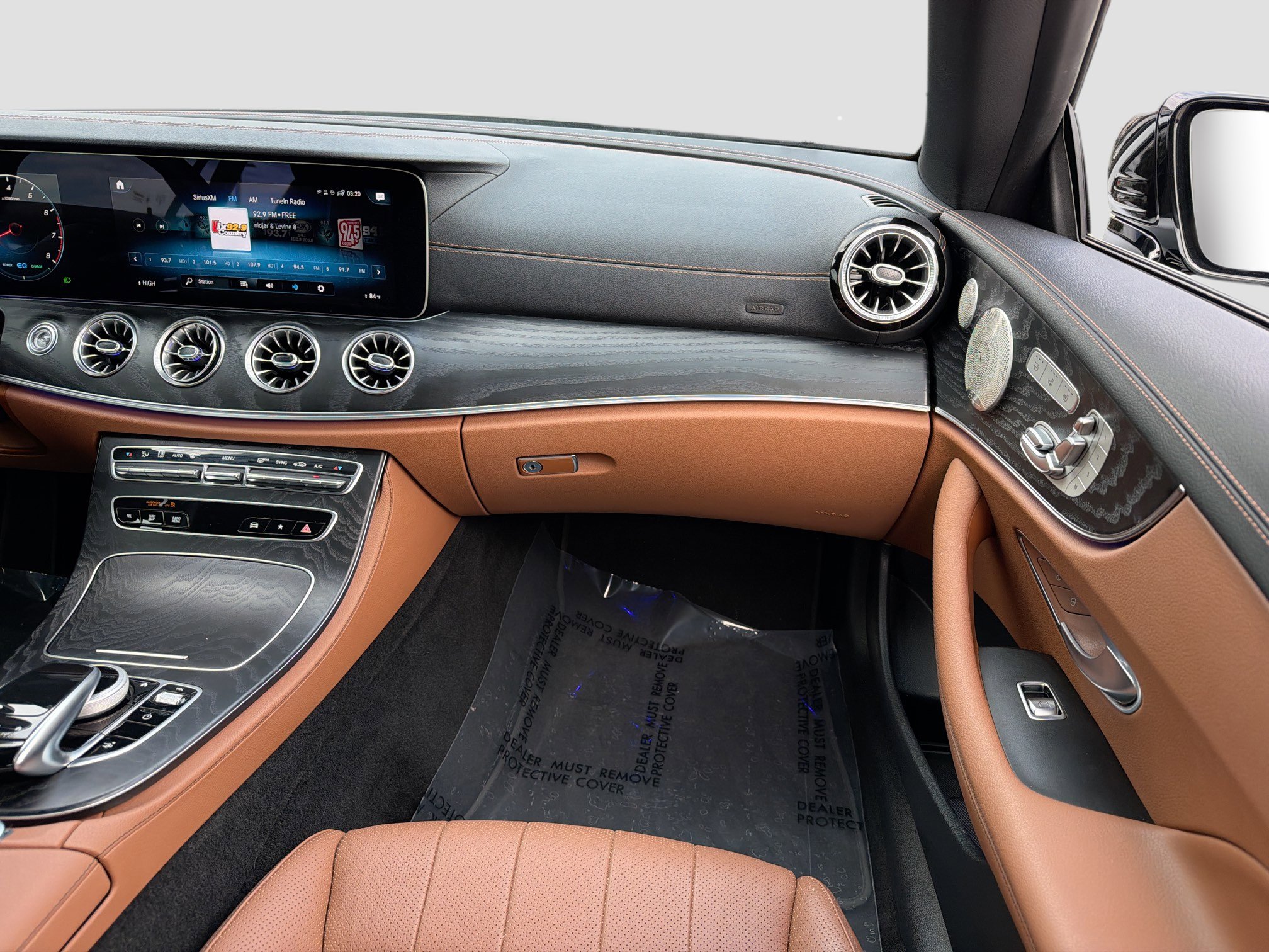 Used 2023 Mercedes-Benz E 450 Cabriolet image 18