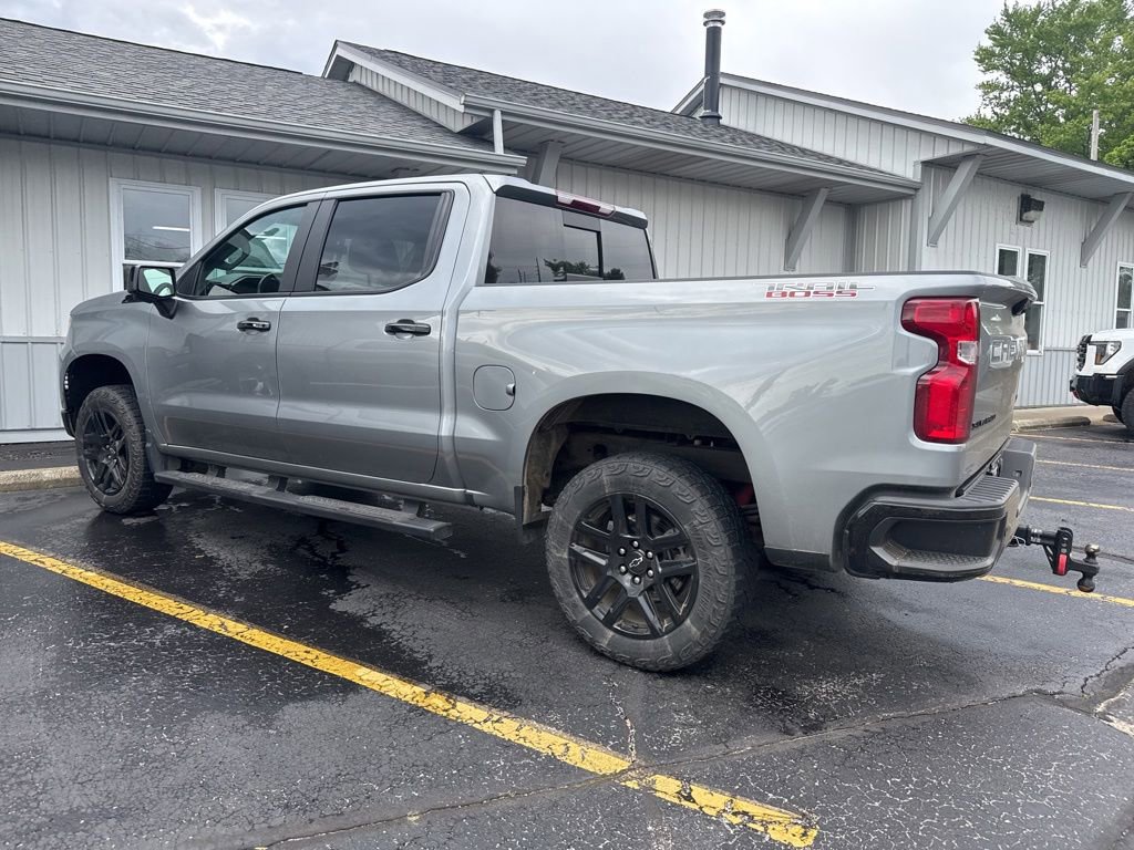 Used 2023 Chevrolet Silverado 1500 LT Trail Boss w/ Convenience Package II AWD/4WD image 4