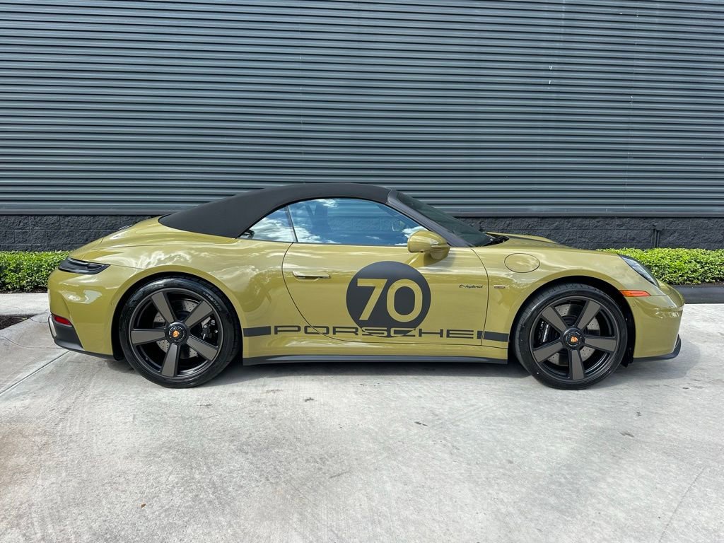 Certified 2026 Porsche 911 Carrera GTS image 10