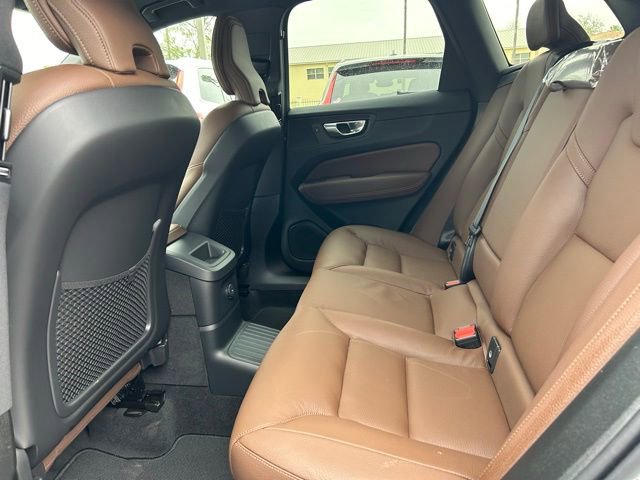 New 2024 Volvo XC60 T8 Plus AWD/4WD image 21