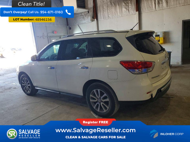 Used 2016 Nissan Pathfinder S image 3