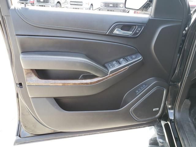 Used 2017 Chevrolet Tahoe LT w/ LT Signature Package image 11