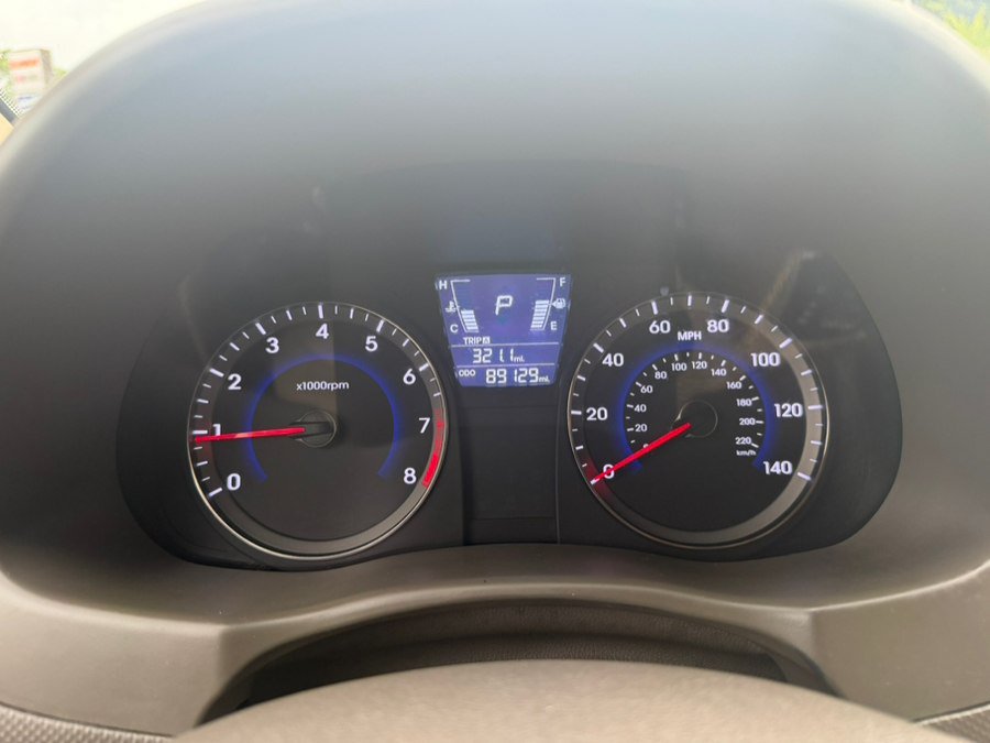 Used 2014 Hyundai Accent GLS FWD image 25