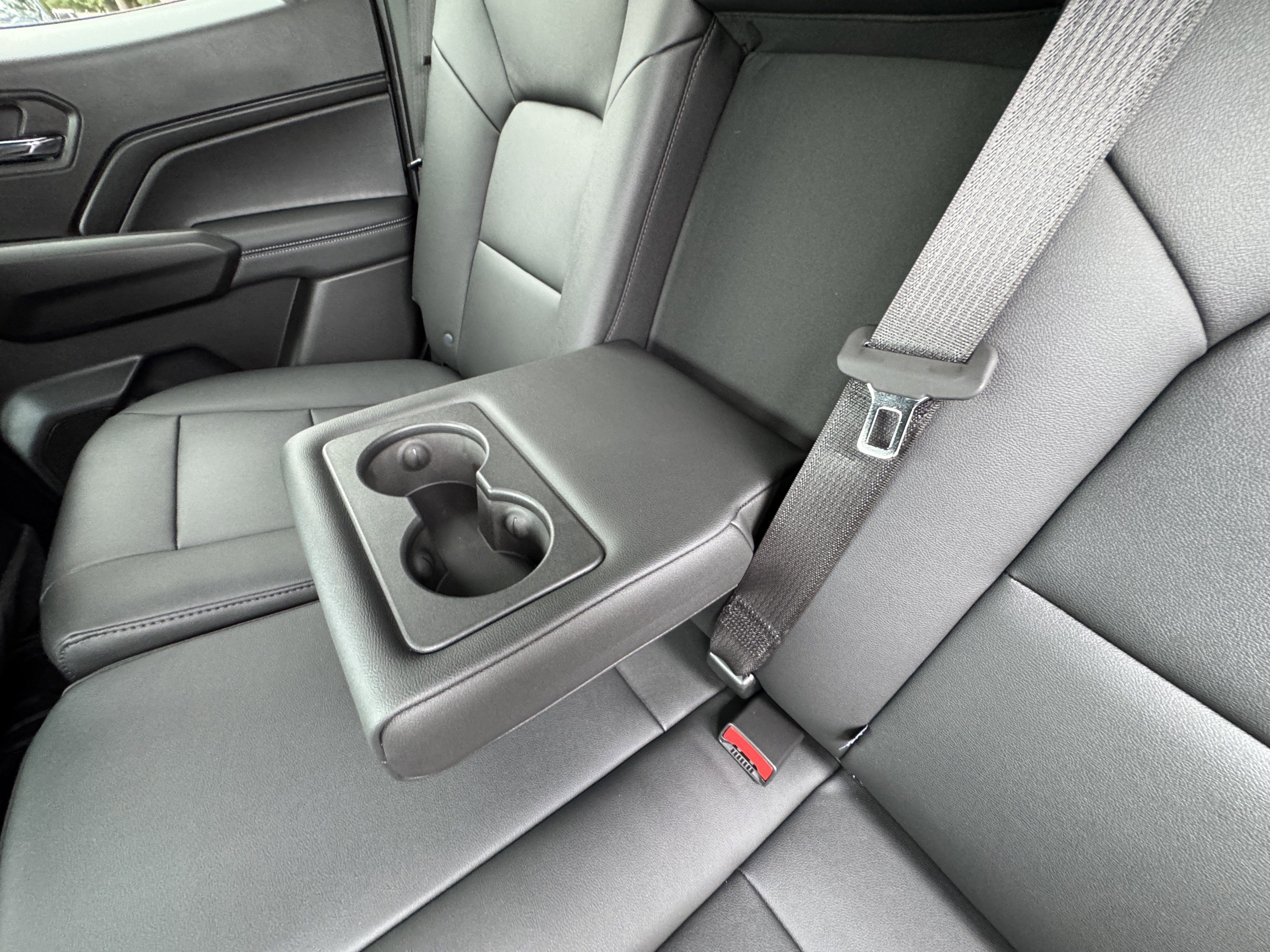 New 2026 GMC Canyon Elevation w/ Convenience Package image 16