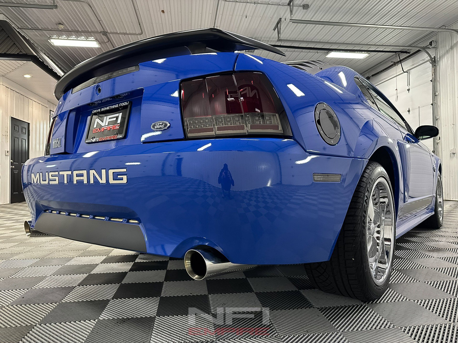 Used 2004 Ford Mustang Mach 1 RWD image 19