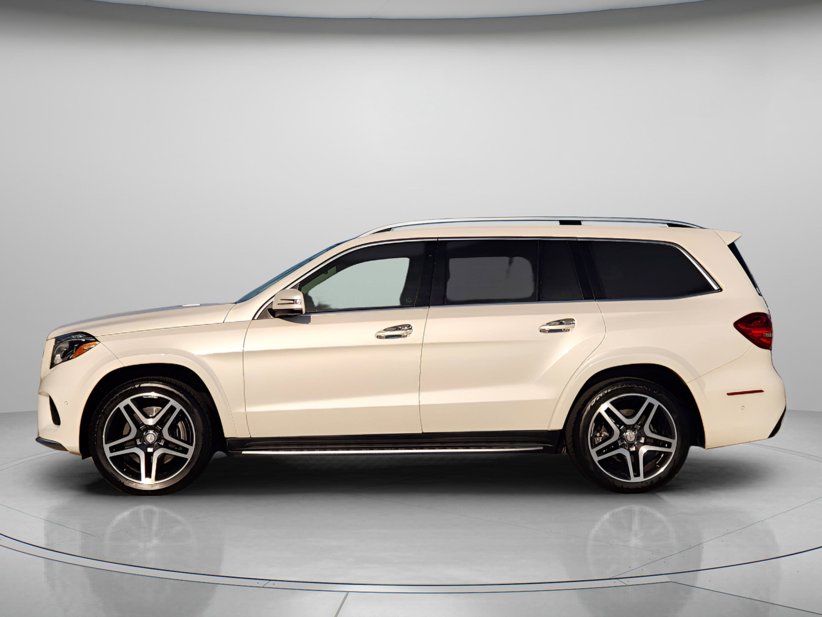 Used 2017 Mercedes-Benz GLS 550 GLS 550 image 2