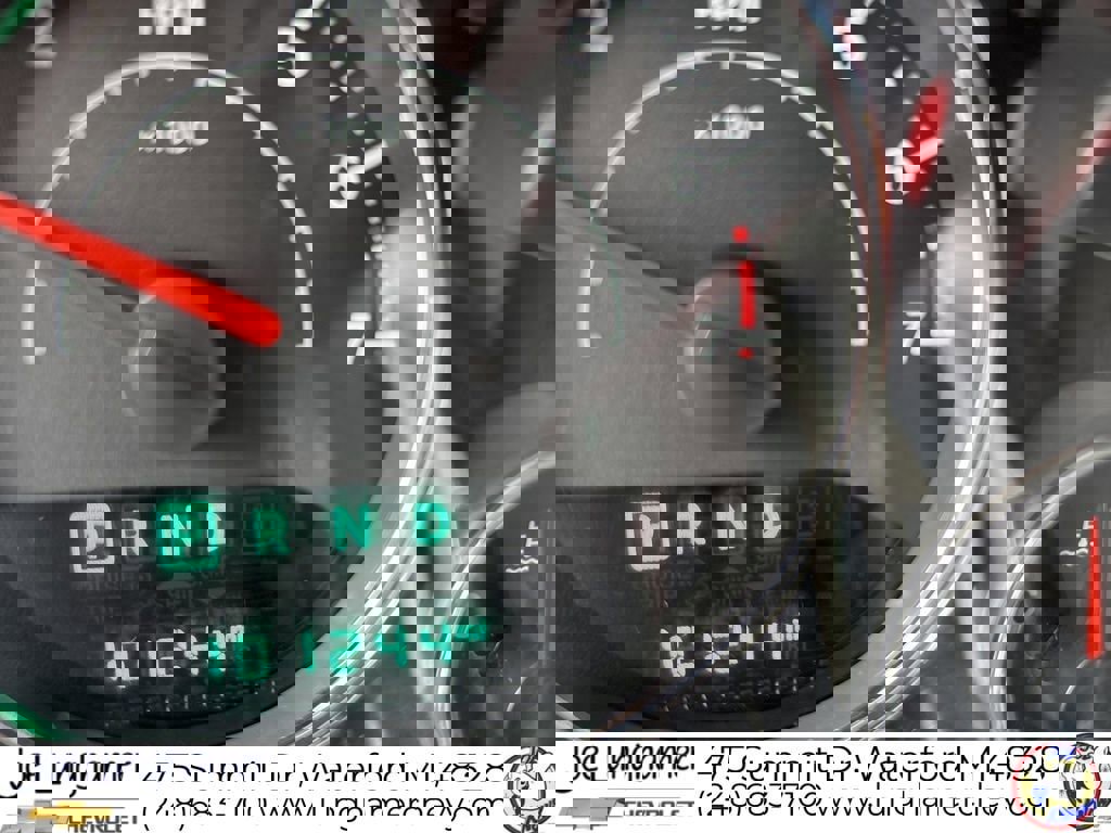 Used 2015 Jeep Wrangler Unlimited Rubicon image 35