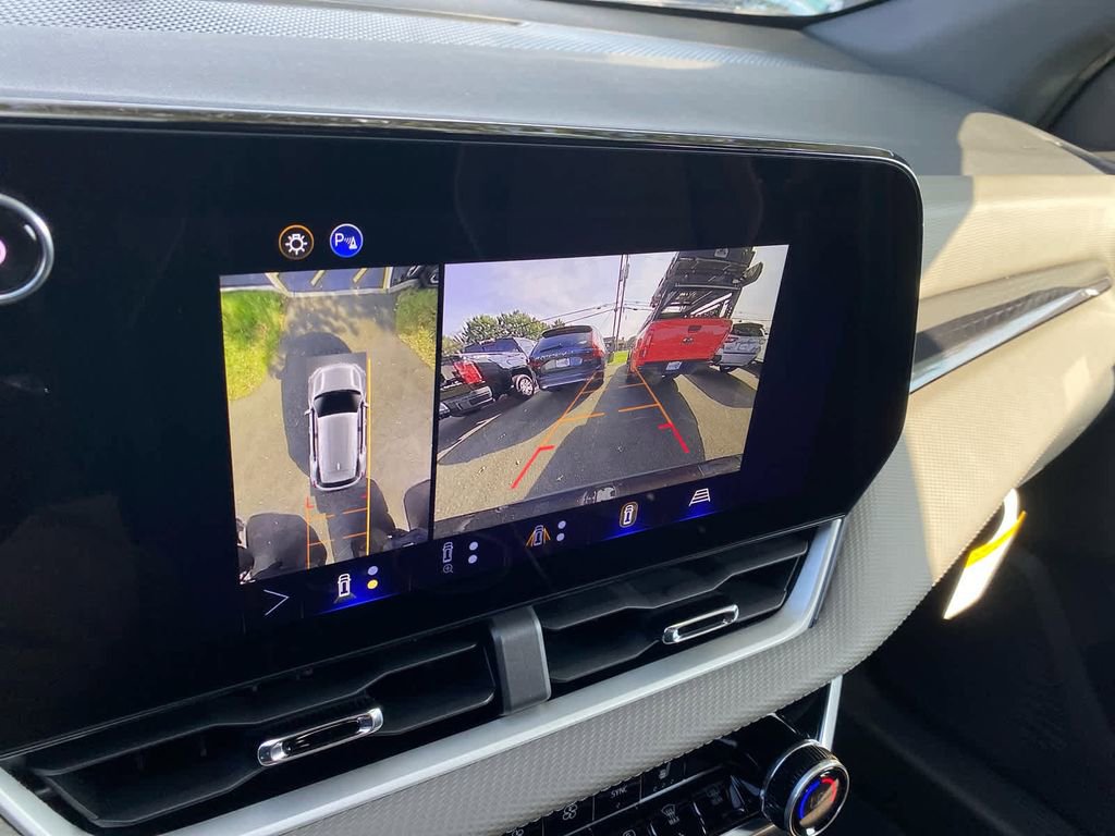 New 2026 Chevrolet Equinox LT w/ Convenience Package II image 10