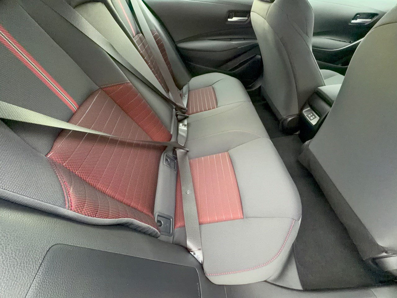 New 2027 Toyota Corolla SE FWD image 30