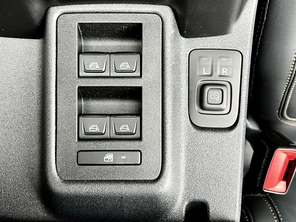 New 2025 Ford Bronco Badlands image 40