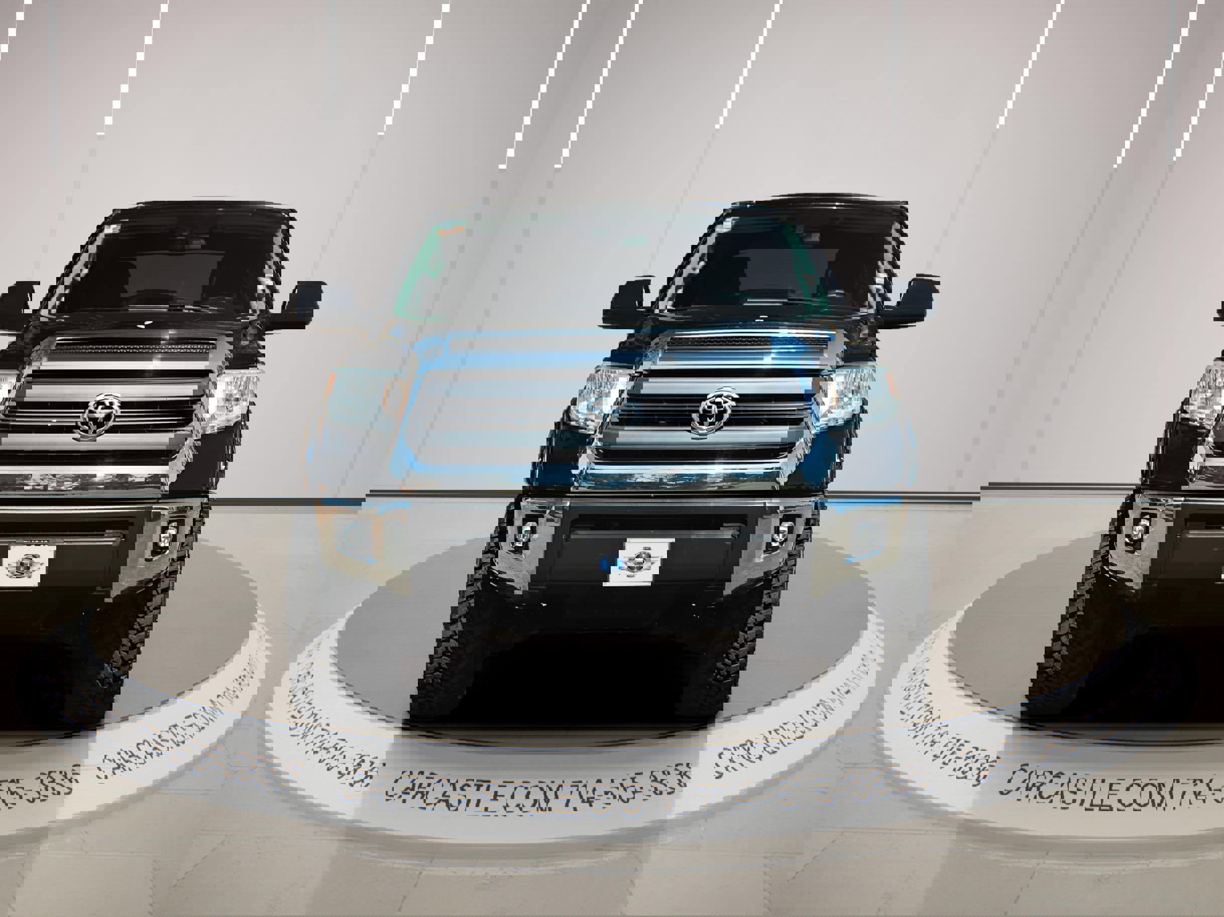 Used 2014 Toyota Tundra SR5 AWD/4WD image 2