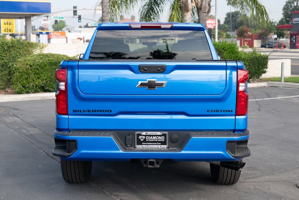 Used 2025 Chevrolet Silverado 1500 Custom AWD/4WD image 5