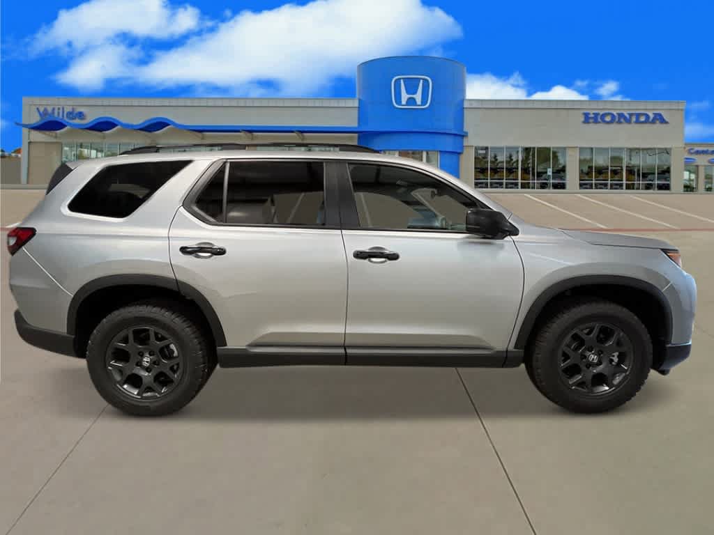 New 2026 Honda Pilot TrailSport image 8