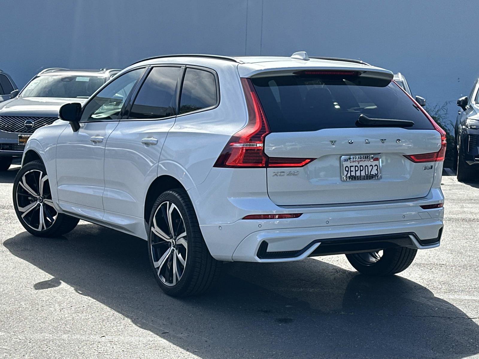 Certified 2023 Volvo XC60 B5 Ultimate image 6