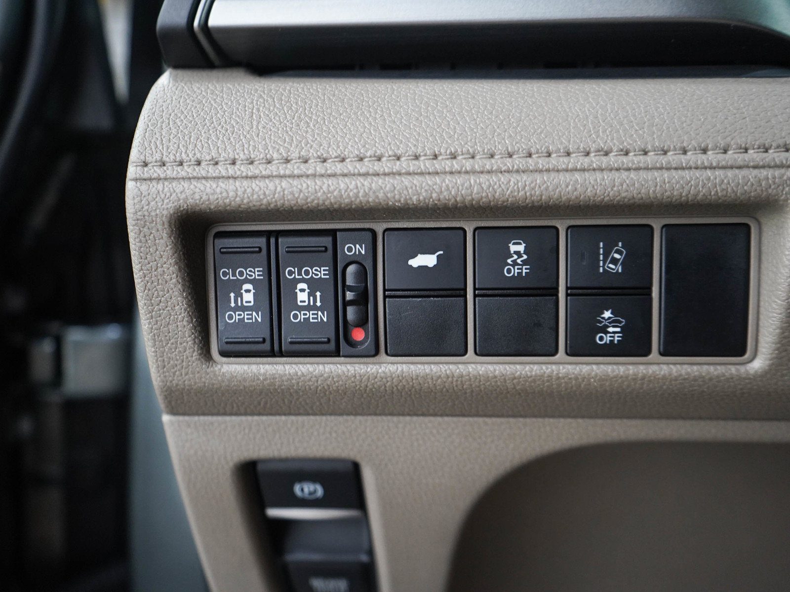 Used 2018 Honda Odyssey EX-L image 31
