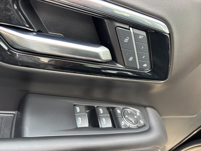 Used 2025 Chevrolet Tahoe High Country w/ Sun And Tow Package AWD/4WD image 25