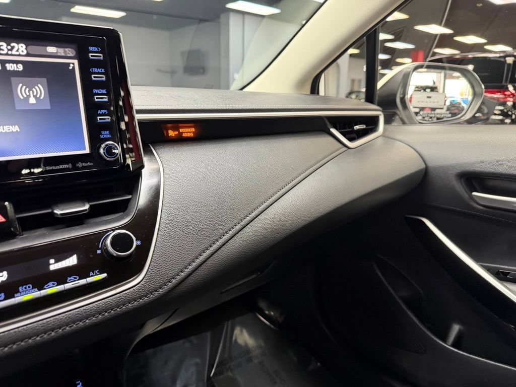 Used 2020 Toyota Corolla XLE w/ Carpet Mat Package (TMS) FWD image 27