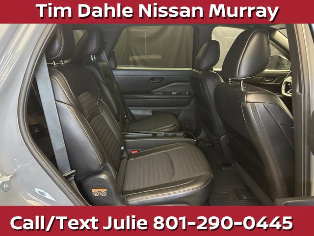 Used 2024 Nissan Pathfinder Rock Creek AWD/4WD image 18