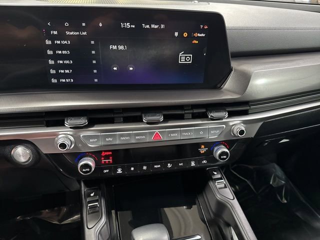 Used 2025 Kia Telluride S image 21