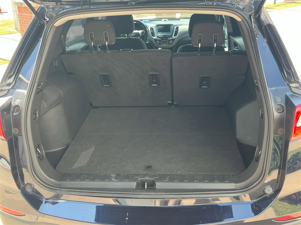 Used 2020 Chevrolet Equinox LS image 32