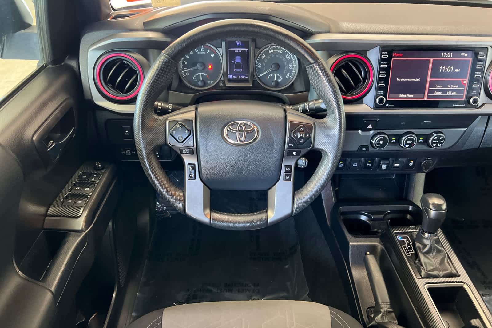 Used 2020 Toyota Tacoma TRD Off-Road w/ Technology Package RWD image 14