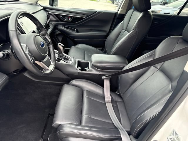Used 2023 Subaru Outback Limited AWD/4WD image 9