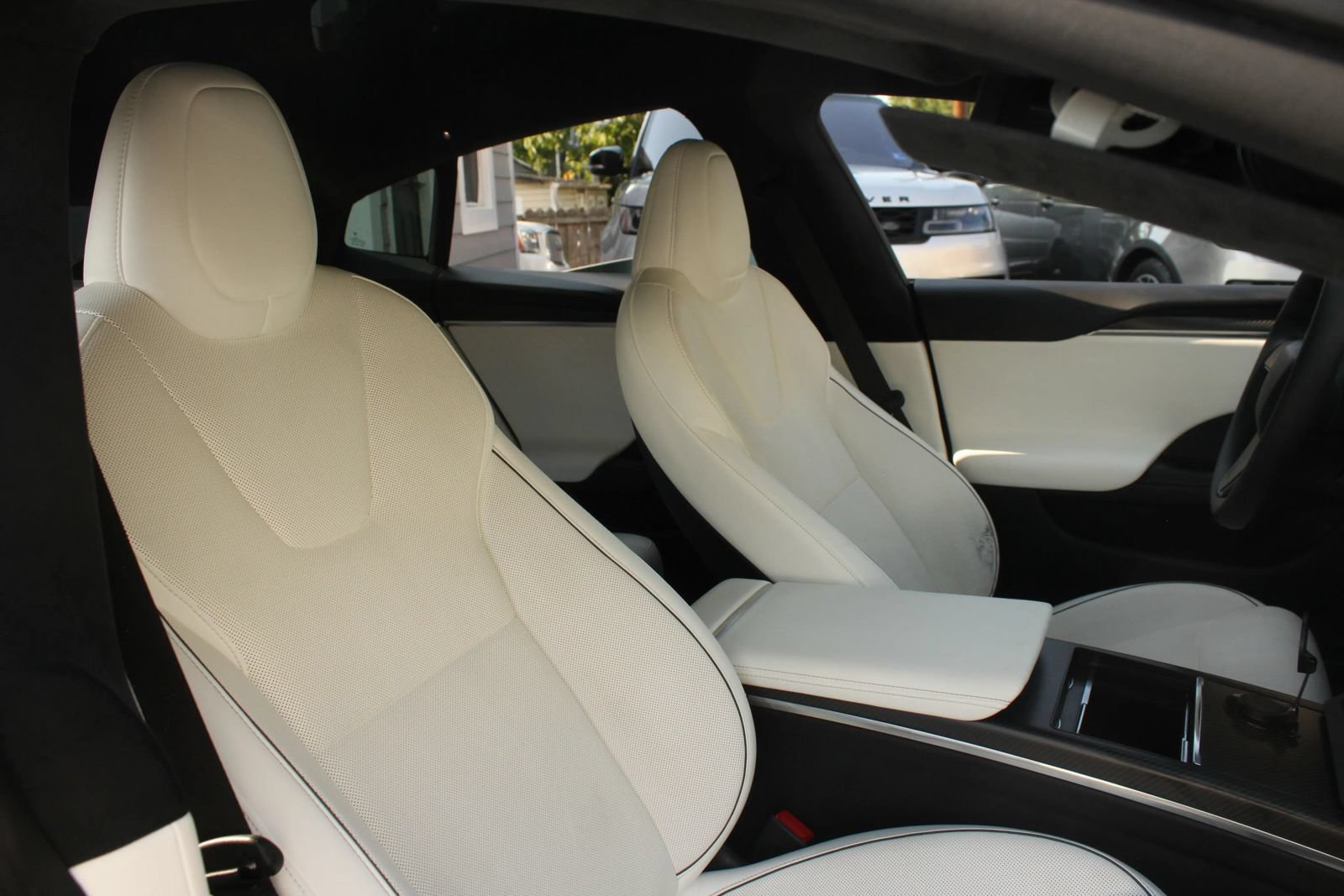 Used 2022 Tesla Model S Plaid AWD/4WD image 25