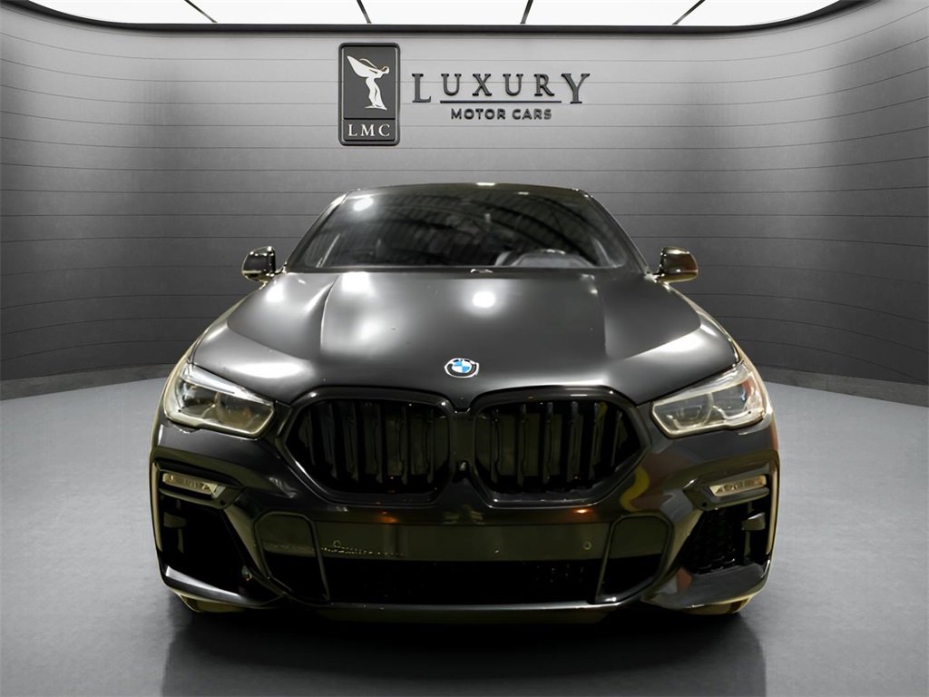 Used 2021 BMW X6 M50i w/ Executive Package image 6