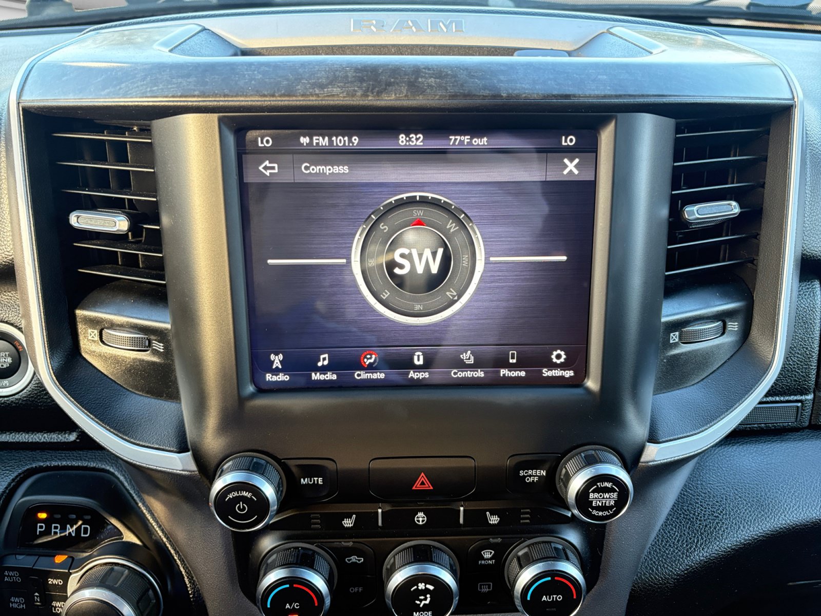 Used 2020 RAM 1500 Lone Star AWD/4WD image 15