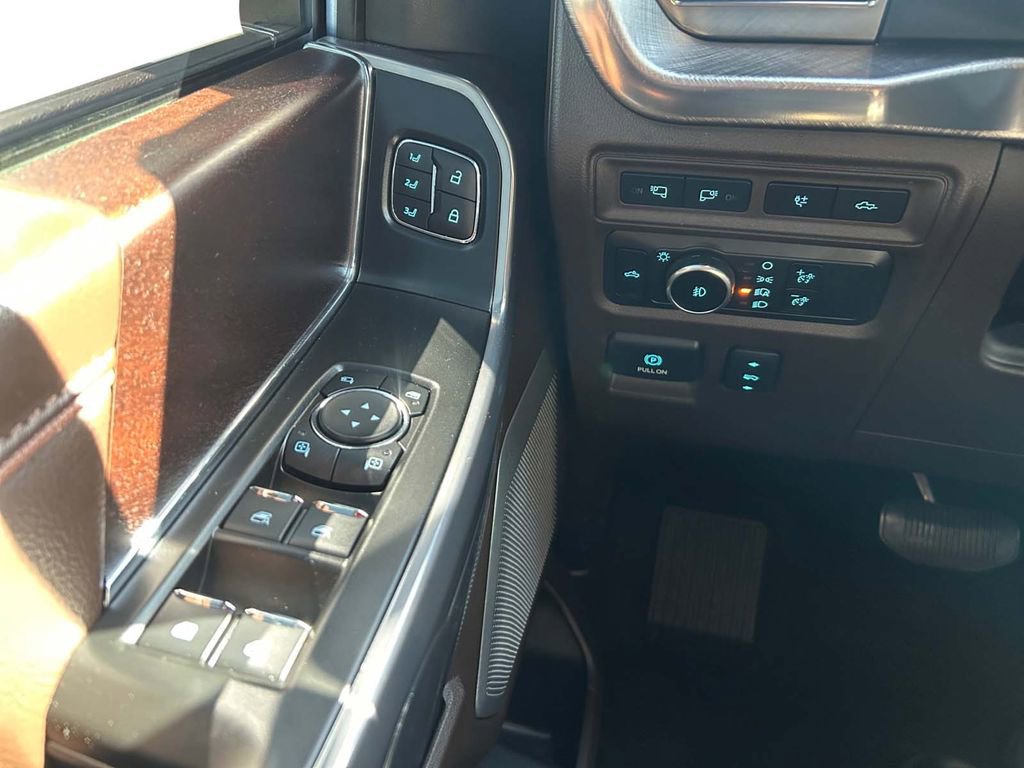 Used 2024 Ford F150 King Ranch w/ FX4 Off-Road Package image 18