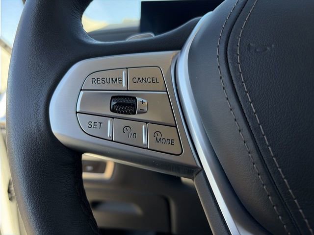 Used 2026 BMW X7 xDrive40i image 22