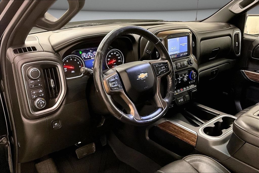 Used 2019 Chevrolet Silverado 1500 High Country w/ Trailer Camera Package AWD/4WD image 18