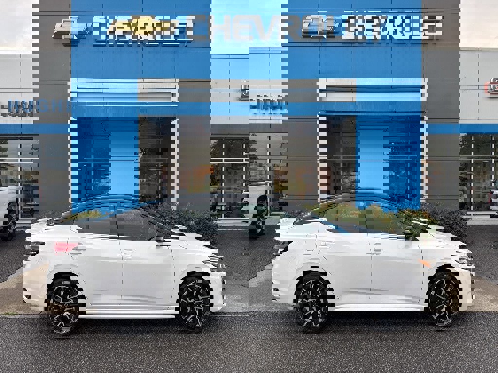 Used 2024 Nissan Sentra SR image 2