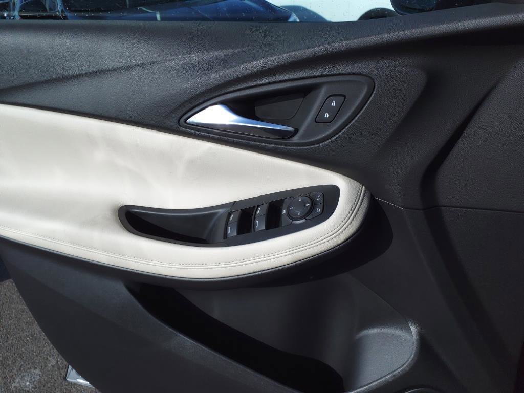 Certified 2023 Buick Encore GX Preferred w/ Cold Weather Comfort Package image 12