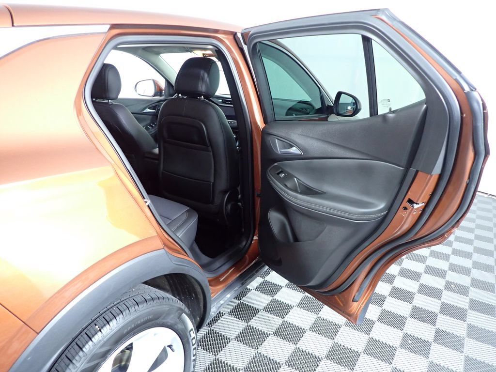 Used 2020 Buick Encore GX Preferred w/ Cold Weather Comfort Package AWD/4WD image 34