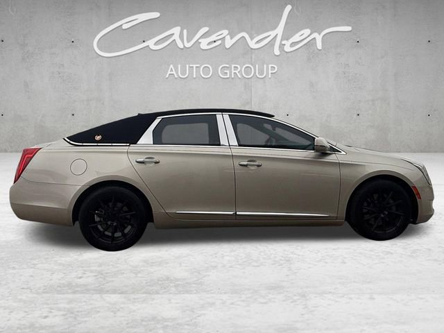 Used 2013 Cadillac XTS Luxury image 17