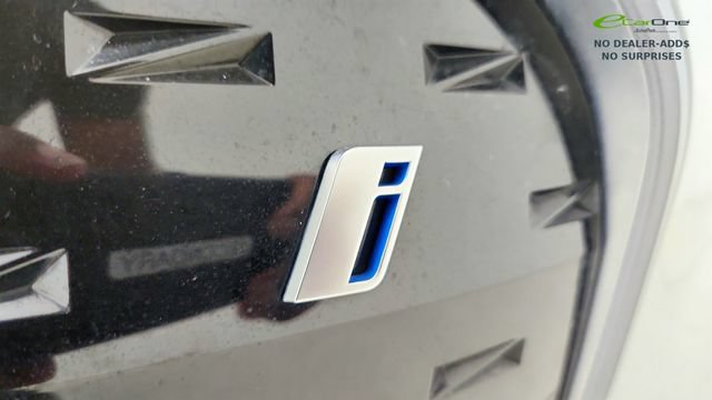 Used 2023 BMW i4 eDrive35 w/ Premium Package RWD image 32