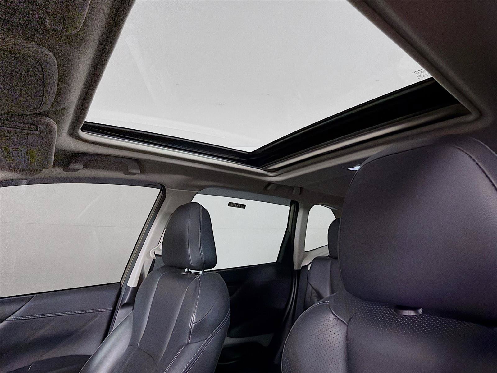 Used 2023 Subaru Forester Limited AWD/4WD image 5