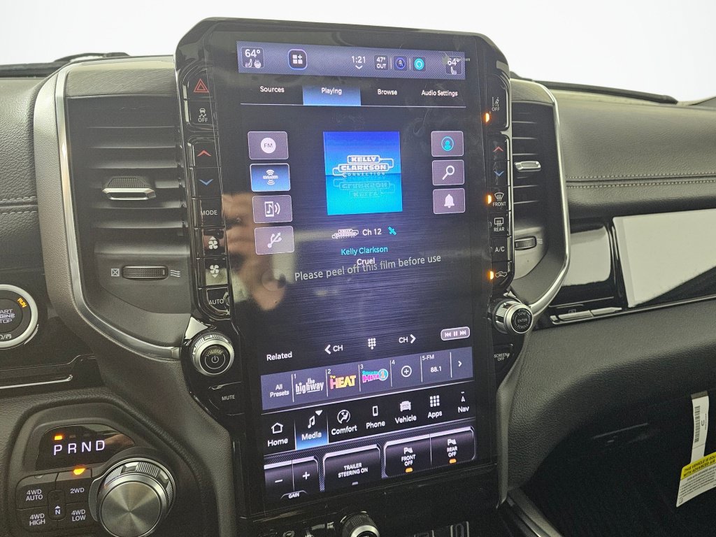 New 2026 RAM 1500 Laramie AWD/4WD image 30