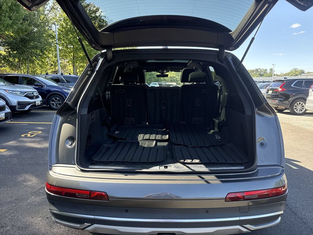 Used 2021 Audi Q7 2.0T Premium Plus w/ Premium Plus Package AWD/4WD image 21